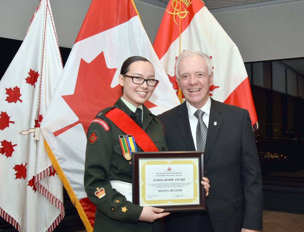 Félicitations à la cadette récipiendaire de la bourse de la Fondation des jeunes citoyens pour